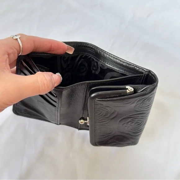 Vintage Brighton “Sugarshine Med Wallet” Chic Black Floral Embossed Wallet - Picture 5 of 7